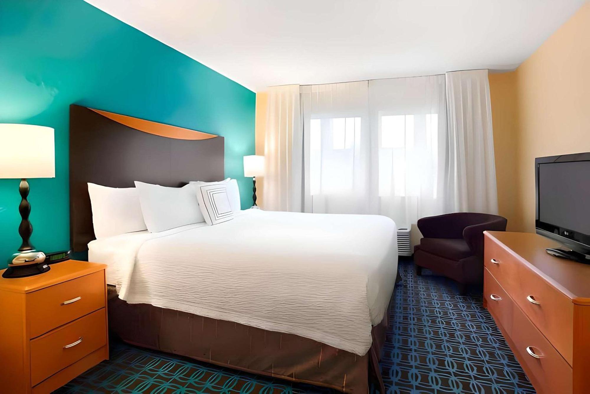 Dubuque Inn & Suites מראה חיצוני תמונה